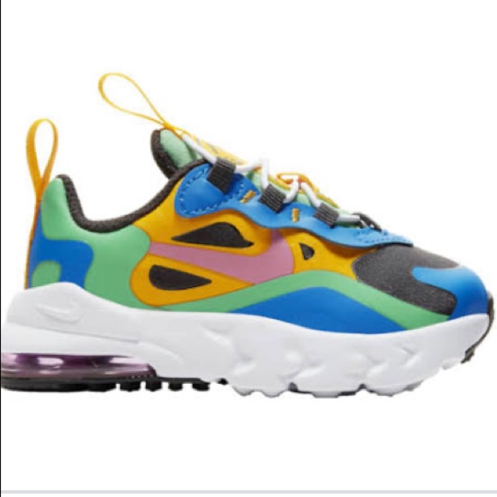 Nike Air Max 270 RT